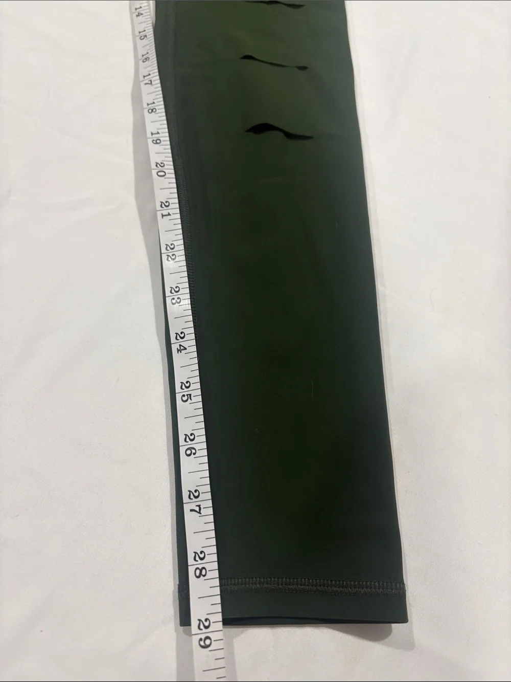 ALO YOGA OLIVE GREEN RIPPED ACTIVE WARRIOR LEGGINGS SIZE/M